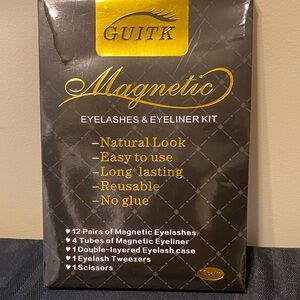 Magnetic Eyelashes & Eyeliner Kit - Black